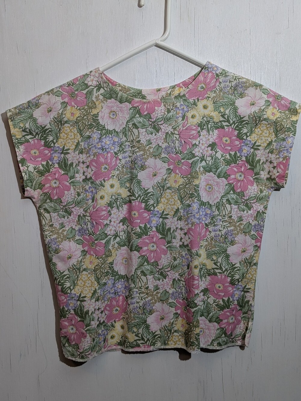 Spring Flower Trio Collection - Picture 2 of 11
